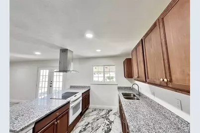 1410 Independence Trail, Grand Prairie, TX 75052 - Photo 8