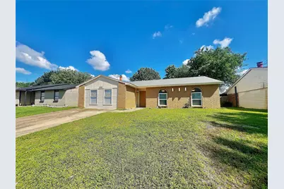 1410 Independence Trail, Grand Prairie, TX 75052 - Photo 1