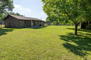 112 J L Brazzil Loop, Waco, TX 76705 - Photo 18