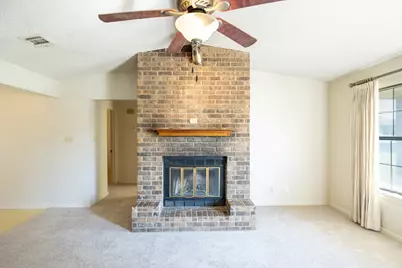 112 J L Brazzil Loop, Waco, TX 76705 - Photo 10