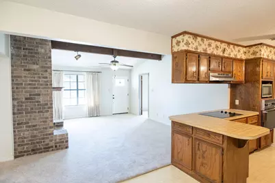 112 J L Brazzil Loop, Waco, TX 76705 - Photo 6