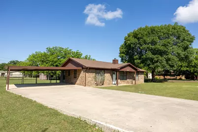 112 J L Brazzil Loop, Waco, TX 76705 - Photo 2