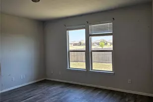 9308 Red Brush Trl, Fort Worth, TX 76131 - Photo 6