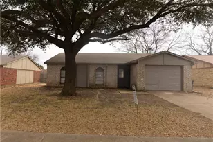 556 Hanover Dr, Allen, TX 75002 - Photo 1