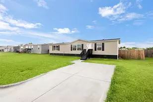 1418 Smooth Stone Dr, Cleburne, TX 76033 - Photo 2