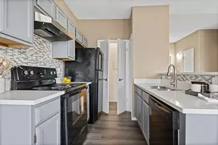 4113 Esters Rd, Irving, TX 75038 - Photo 2