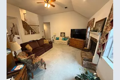 6204 High Brush Circle, Dallas, TX 75249 - Photo 2