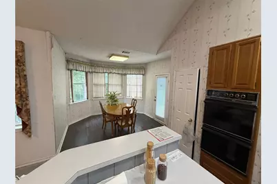 6204 High Brush Circle, Dallas, TX 75249 - Photo 10