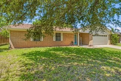 1442 N Dale Avenue, Stephenville, TX 76401 - Photo 2