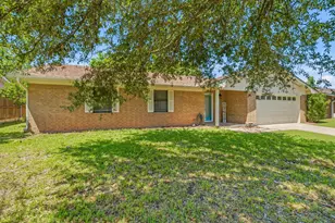 1442 N Dale Ave, Stephenville, TX 76401 - Photo 2