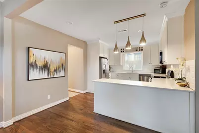 828 Elsbeth Street, Dallas, TX 75208 - Photo 18