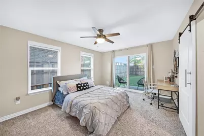 828 Elsbeth Street, Dallas, TX 75208 - Photo 30