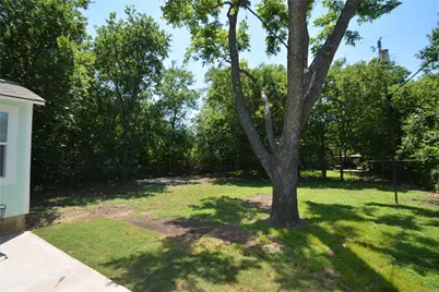 4240 Standish Road, Fort Worth, TX 76133 - Photo 16