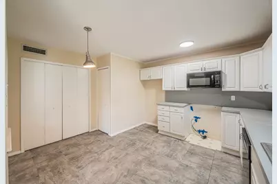 2710 Ashglen Drive, Garland, TX 75043 - Photo 8