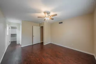 2710 Ashglen Dr, Garland, TX 75043 - Photo 14