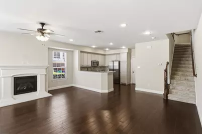 4401 Fisk Lane, Carrollton, TX 75010 - Photo 4