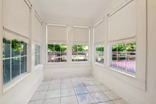 111 S Willomet Ave, Dallas, TX 75208 - Photo 20