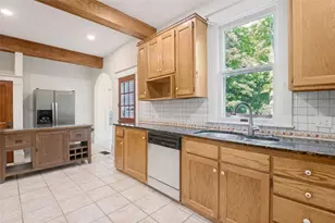 111 S Willomet Ave, Dallas, TX 75208 - Photo 12