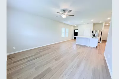 513 Dorothy Drive, McKinney, TX 75071 - Photo 2