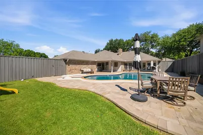 118 Willowcrest Drive, Garland, TX 75040 - Photo 4