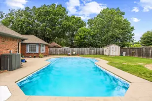 10601 Woodland Dr, Greenville, TX 75402 - Photo 20