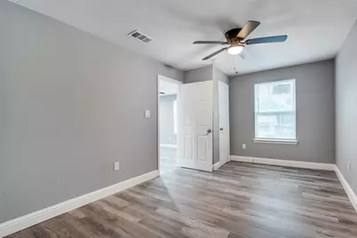 5006 Bartlett Avenue, Dallas, TX 75216 - Photo 12