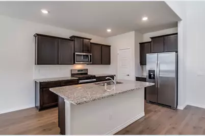 7216 Headingham Way, McKinney, TX 75071 - Photo 2