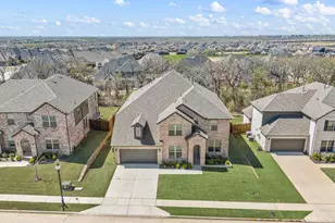 7013 Lost Falls Dr, Argyle, TX 76226 - Photo 2