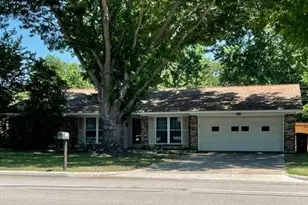 1416 E Windsor Dr, Denton, TX 76209 - Photo 1