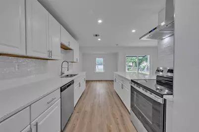 3265 Earle Drive, Haltom City, TX 76117 - Photo 6