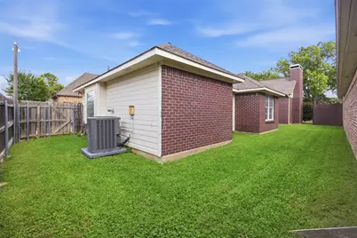 1009 McCoy Drive, Irving, TX 75062 - Photo 28