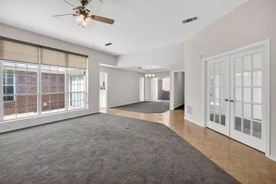 1009 McCoy Drive, Irving, TX 75062 - Photo 8