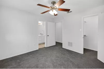 1009 McCoy Drive, Irving, TX 75062 - Photo 12