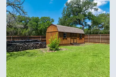 100 Twisted Oak Lane, Crawford, TX 76638 - Photo 6