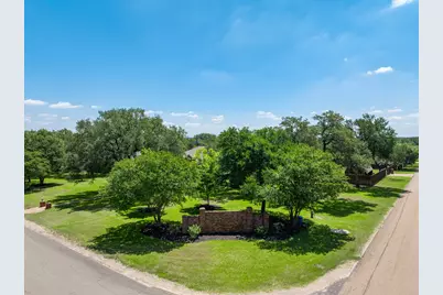 100 Twisted Oak Lane, Crawford, TX 76638 - Photo 2