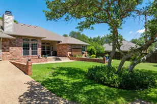 100 Twisted Oak Ln, Crawford, TX 76638 - Photo 8