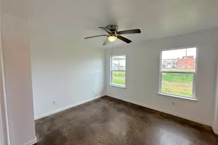 108 W Adams St, Itasca, TX 76055 - Photo 14