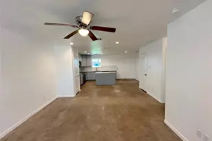 108 W Adams St, Itasca, TX 76055 - Photo 34