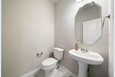 2093 Almassera Drive, Little Elm, TX 75068 - Photo 10