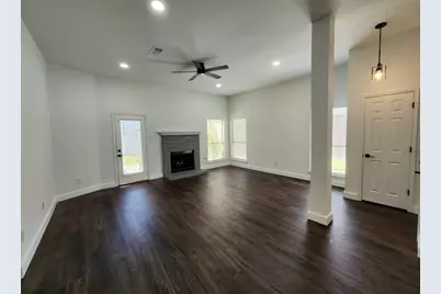 533 Bowie Street, Forney, TX 75126 - Photo 2