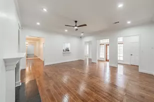 816 S Havenwood Ln, Fort Worth, TX 76112 - Photo 8