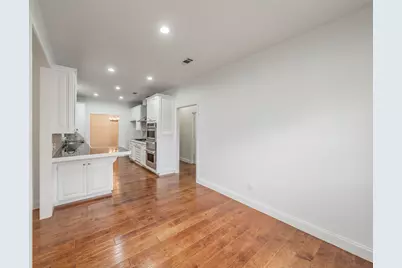 816 S Havenwood Lane, Fort Worth, TX 76112 - Photo 10