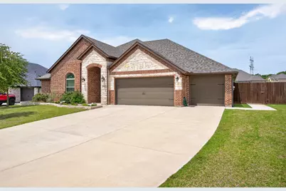 2504 Pinyon Hills Court, Burleson, TX 76028 - Photo 2