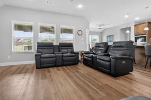 2504 Pinyon Hills Ct, Burleson, TX 76028 - Photo 10
