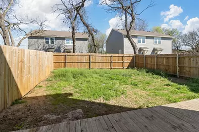 525-527 E Ball Street #525, Tom Bean, TX 75489 - Photo 16