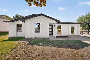 3853 Happy Canyon Dr, Dallas, TX 75241 - Photo 2