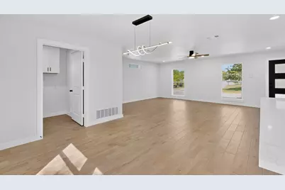 3853 Happy Canyon Drive, Dallas, TX 75241 - Photo 10