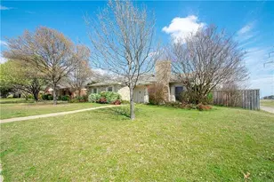 6500 Blue Ridge Trail, Plano, TX 75023 - Photo 2