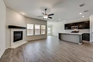 9112 Flying Eagle Ln, Fort Worth, TX 76131 - Photo 4