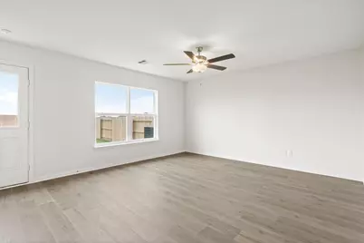 10117 Throttle Lane, Fort Worth, TX 76131 - Photo 4